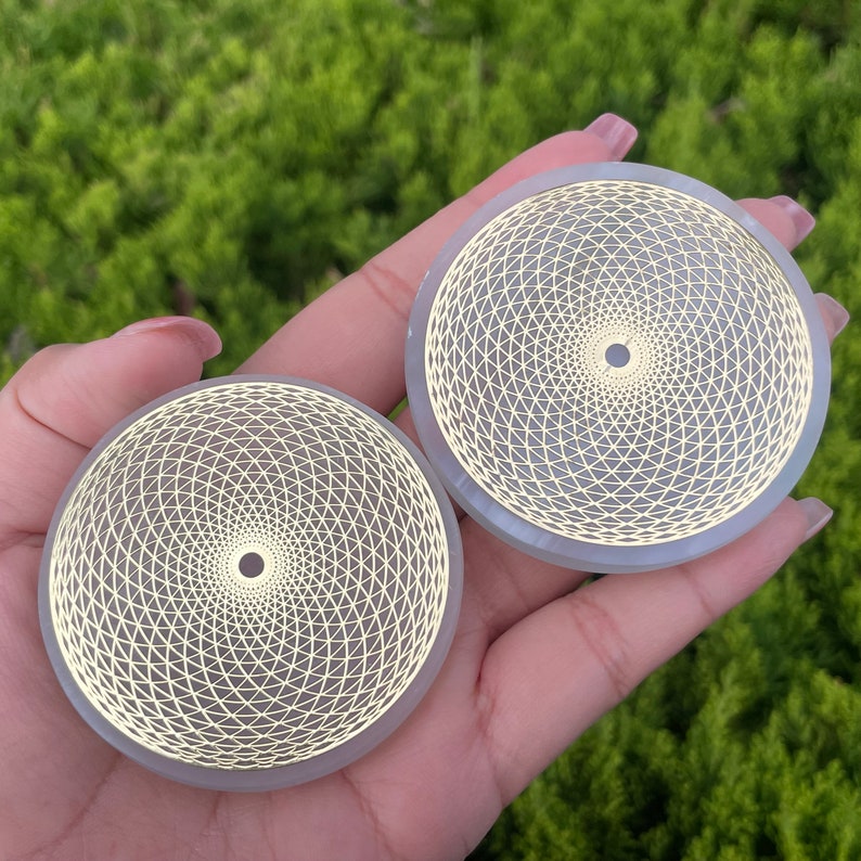 Natural Selenite Disk,Quartz Crystal Energy Disk,Flower of Life,Recharge Crystal Energy