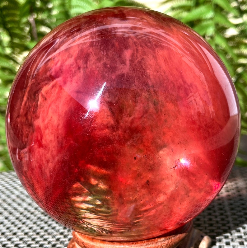 Clear Smelt Red quartz Sphere/Clear Smelt quartz Polished Meditation Stone