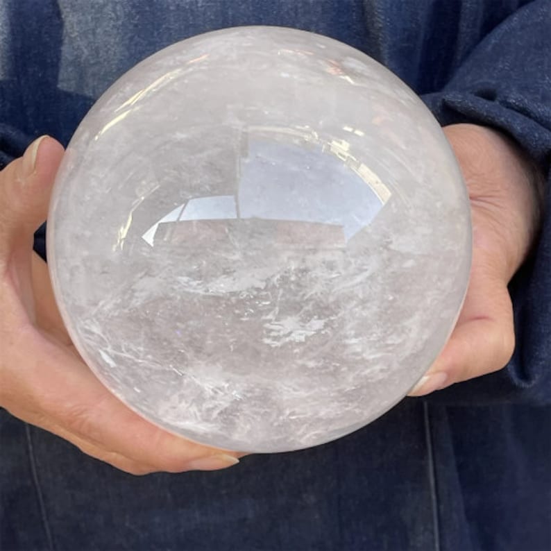 Natural Clear Crystal Sphere Ball Divination Sphere Healing