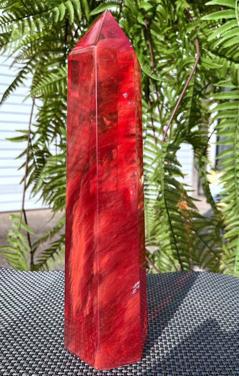 Clear Smelt Red quartz point/Clear Smelt quartz Polished