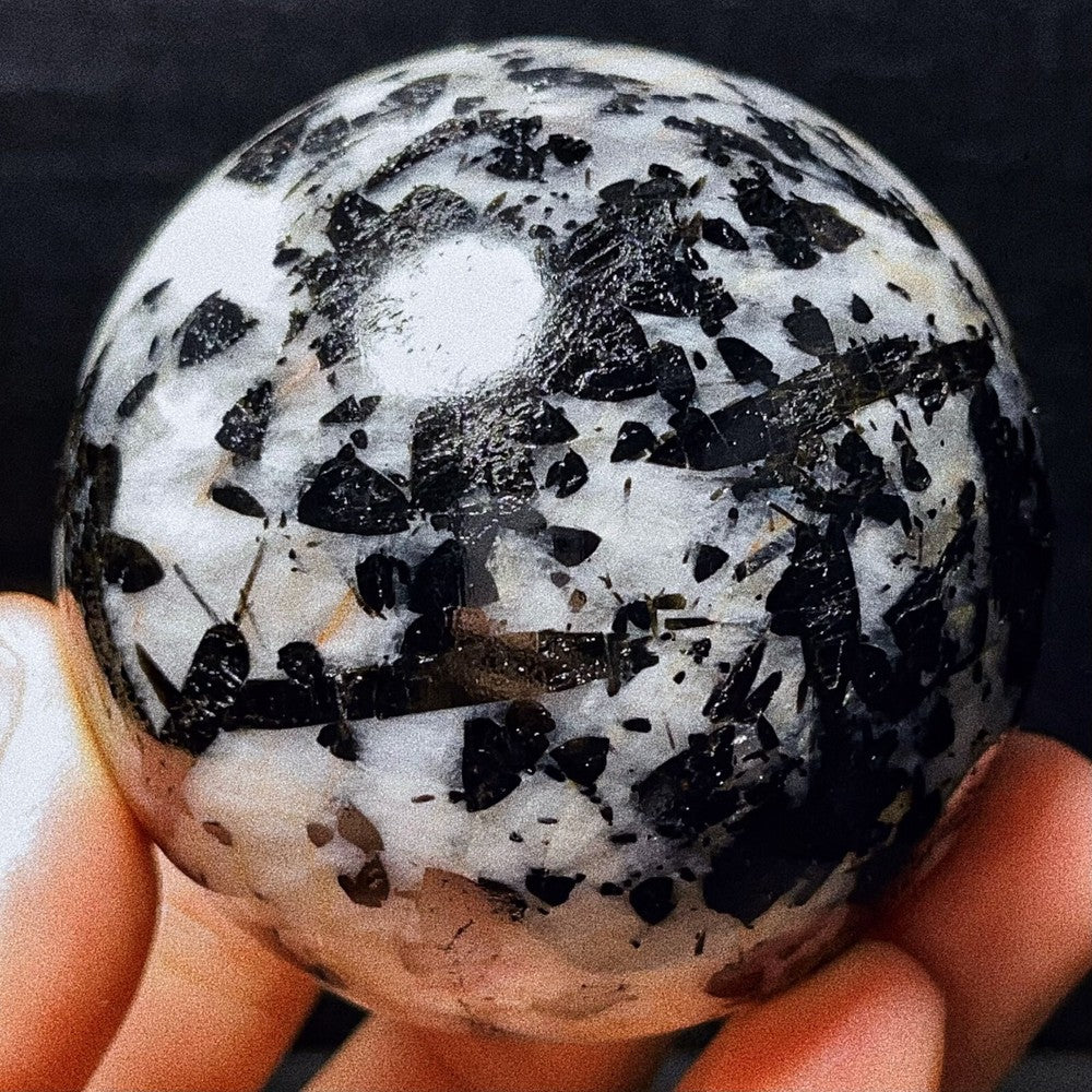 509G Natural Black tourmaline Ball Agate Crystal Ball Healing