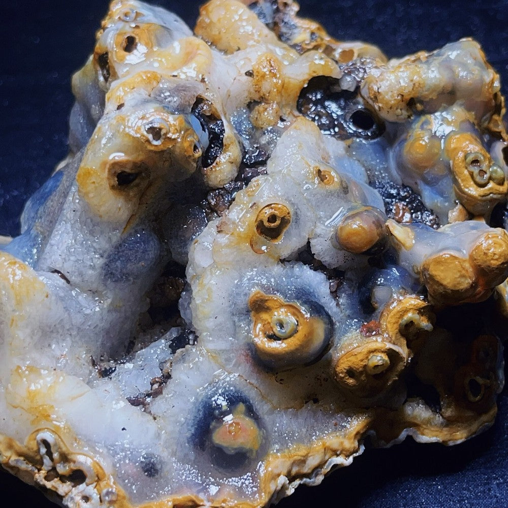 986G Natural Gobi Agate Eyes Agate Crystal Stone Mineral SpecimenHealing