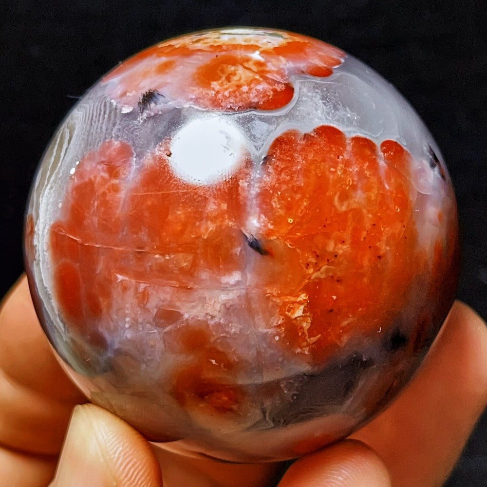 253G Natural Brazil Red Agate Sphere Crystal Ball Healing