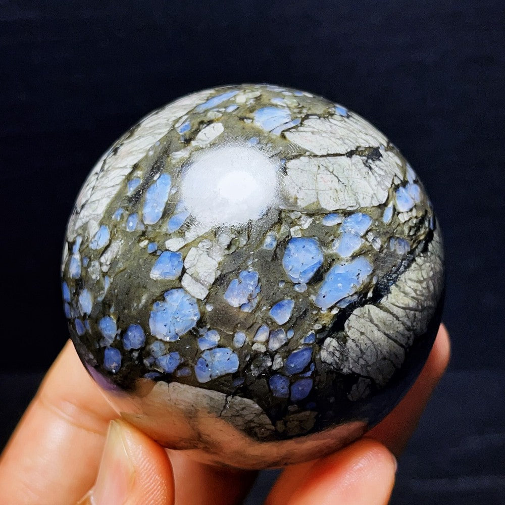 457G Natural Polished Sodalite Sphere Ball Crystal ball Healing