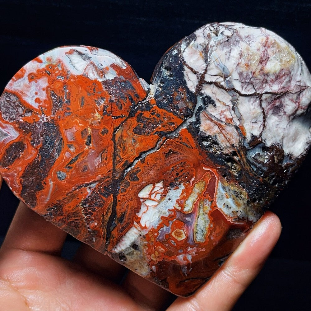 504G Natural Mexican agate heart-shaped Crystal Stone Healing