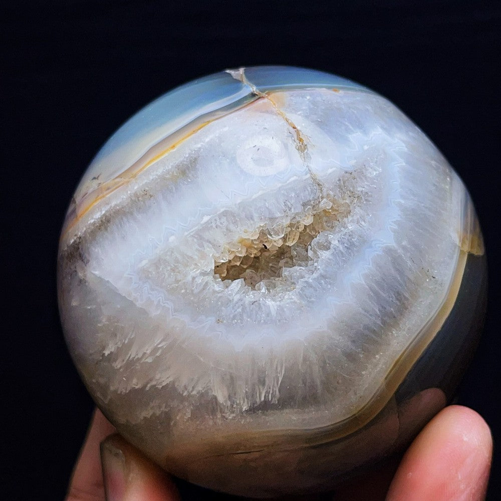 699G Natural Polished Agate Geode Sphere Ball Crystal Healing