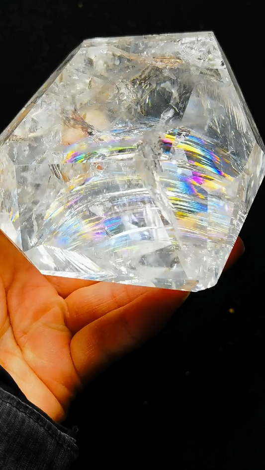 Cristal de quartz tibétain haute altitude transparent arc-en-ciel à 6 côtés, pointe de 10 cm