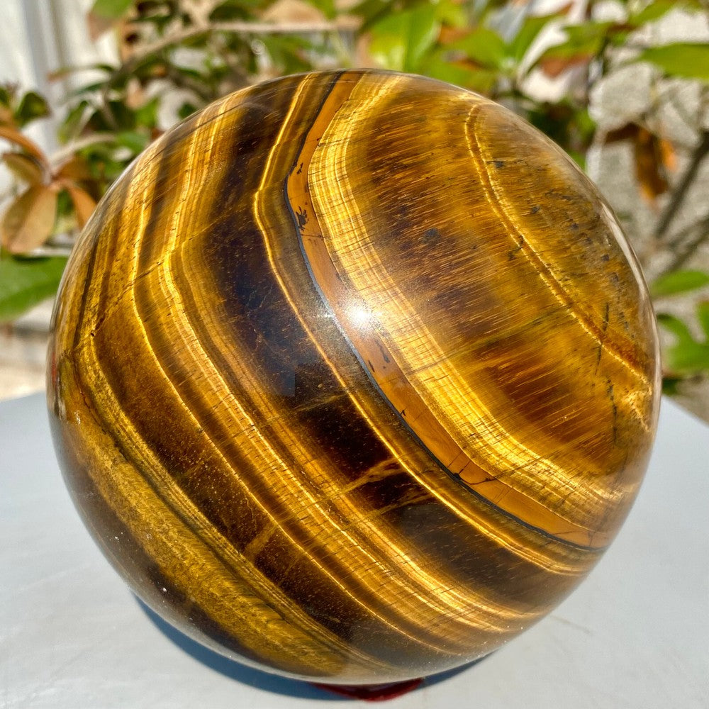 Grande boule de cristal en œil de tigre naturel de 4,27 lb, sphère de guérison décorative en quartz.