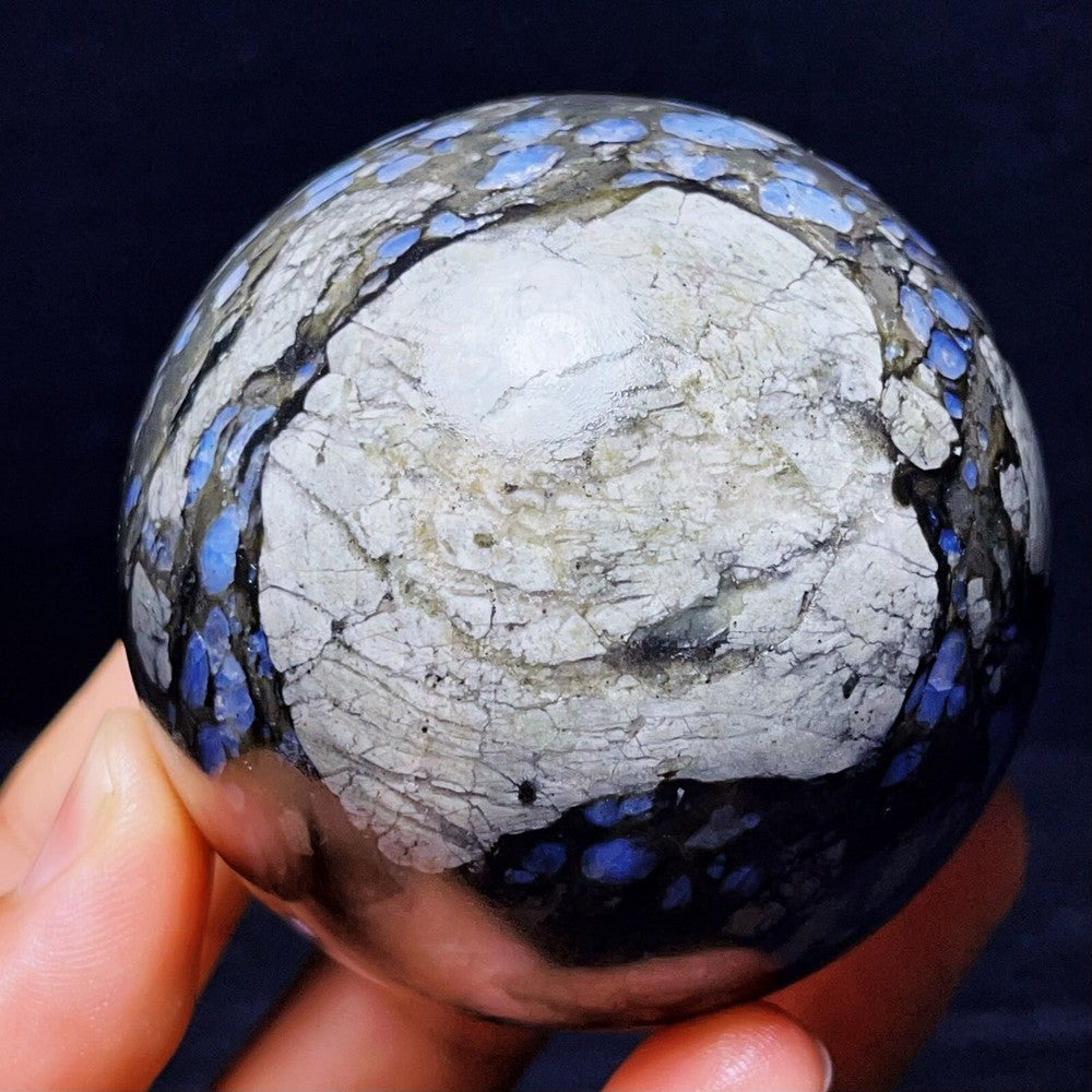 457G Natural Polished Sodalite Sphere Ball Crystal ball Healing