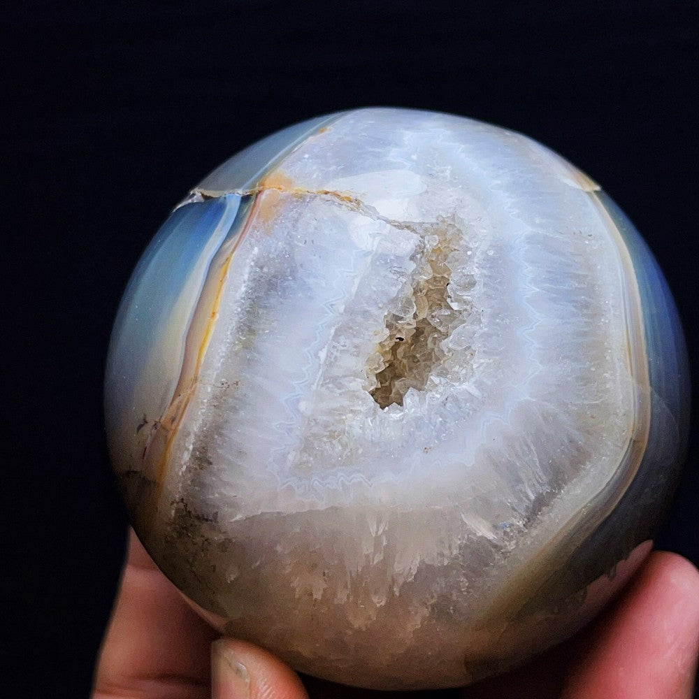 699G Natural Polished Agate Geode Sphere Ball Crystal Healing