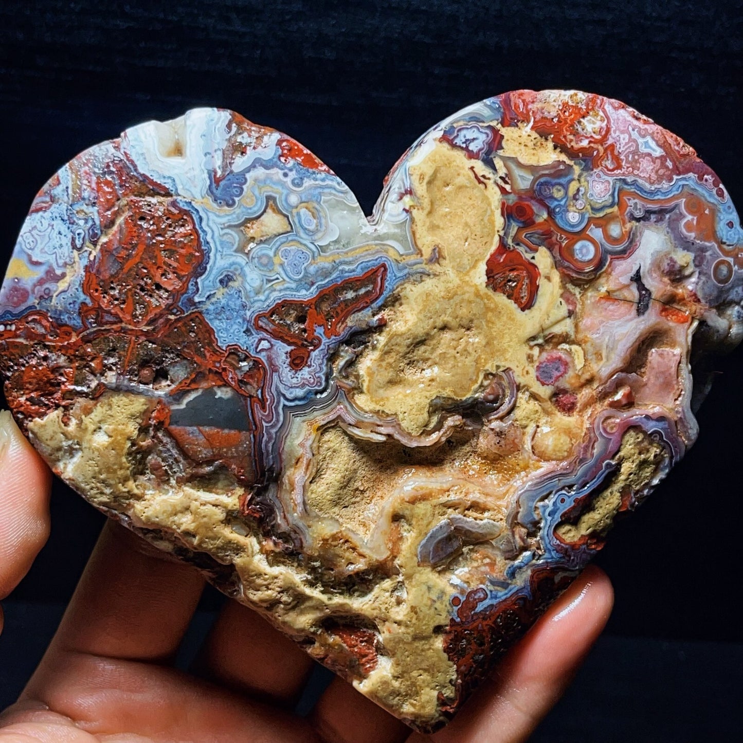 587G Natural Mexican agate heart-shaped Crystal Stone Healing