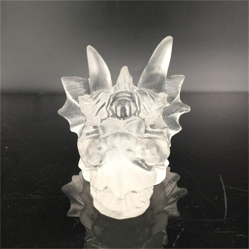 Spécimen de cristal de quartz dragon en pierre fondue transparente sculptée à la main, guérison Reiki 1 pièce