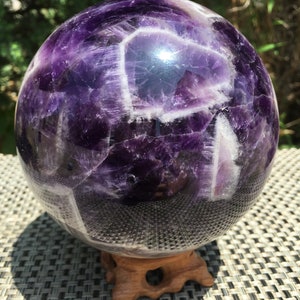 Natural Large Top Clear Amethyst Ball/Crystal sphere/Amethyst Sphere/Amethyst Purple Quartz
