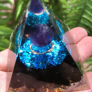 Fantasy magic Amethyst Sphere obsidian Orgone/Crystal Pyramid Orgonite/Positive Energy Generator/Chakra