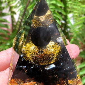 Fantasy magic obsidian Sphere Orgone/Crystal Pyramid Orgonite/Positive Energy Generator/Chakra