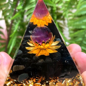 Fantasy magic Amethyst Sphere obsidian Orgone/Crystal Pyramid Orgonite/Positive Energy Generator/Chakra Energy