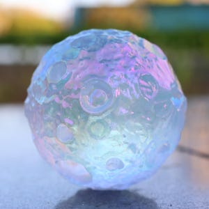 Electroplate Rainbow Melting Carved Moon Ball，Crystal Carving Ball，Crystal ornament，Crystal Gifts， Home decor