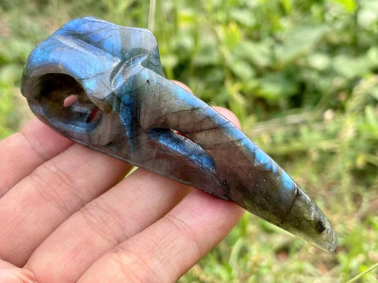 3.6" Natural labradorite crow skull,Home Decoration,Quartz crystal birds