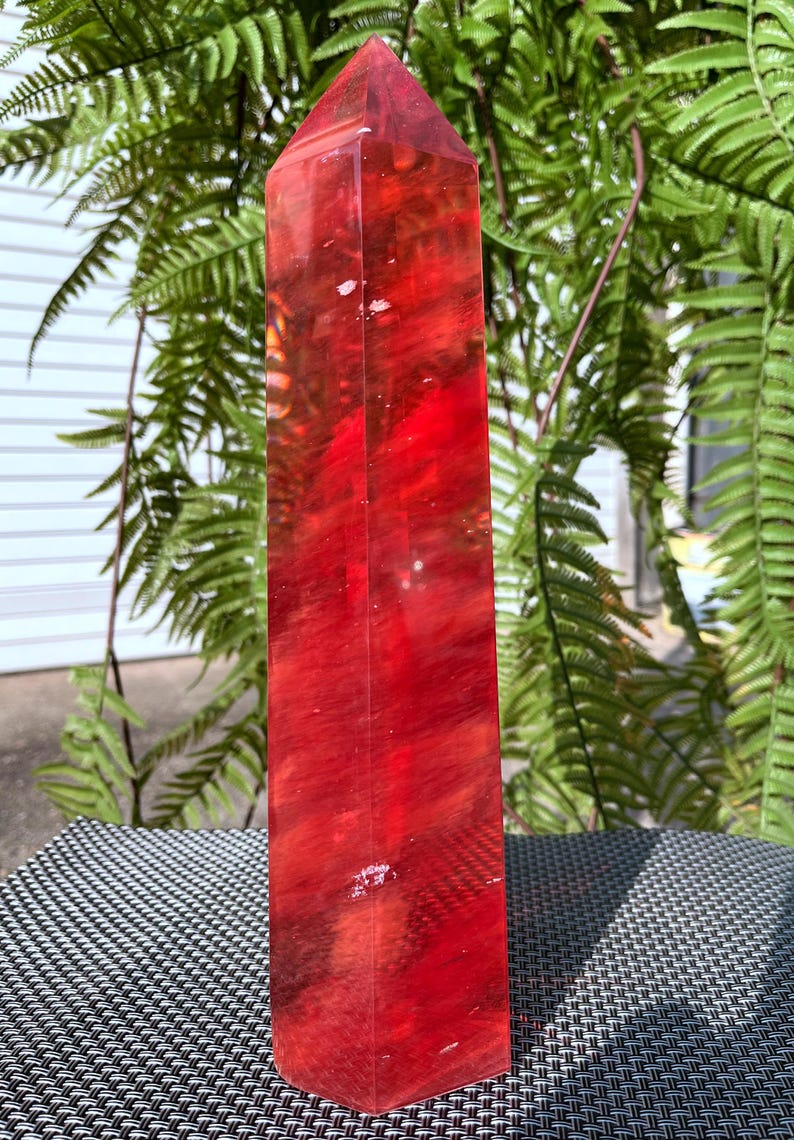 Clear Smelt Red quartz point/Clear Smelt quartz Polished
