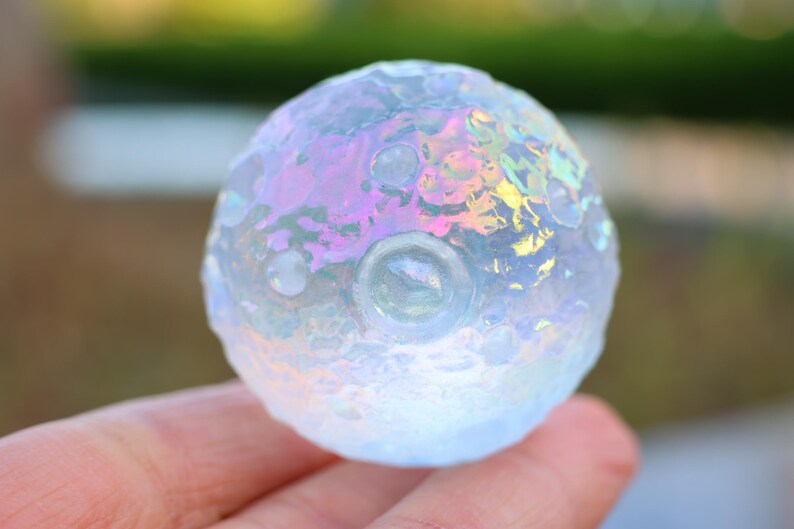 Electroplate Rainbow Melting Carved Moon Ball，Crystal Carving Ball，Crystal ornament，Crystal Gifts， Home decor