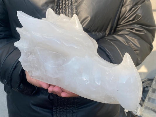 4.5KG+ Natural Clear crystal,hand carved dragon,white quartz dragon,home decoration,crystal gifts