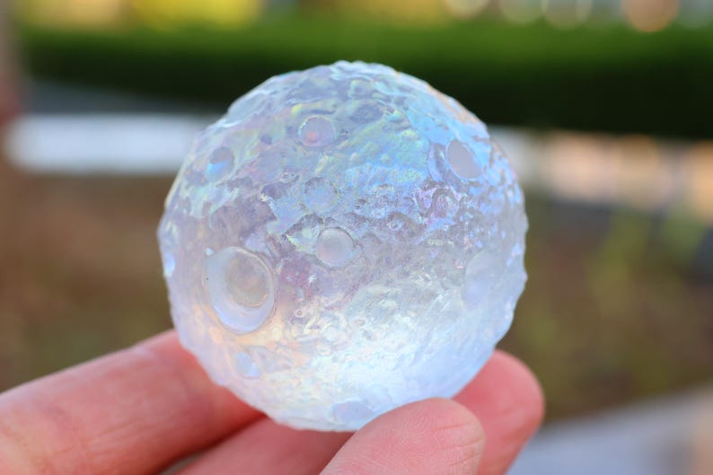 Electroplate Rainbow Melting Carved Moon Ball，Crystal Carving Ball，Crystal ornament，Crystal Gifts， Home decor