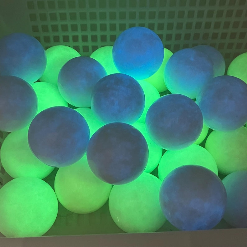 Natural Luminous Ishihara Specimens Of Mineral Crystal Luminous Ball Fluorescente