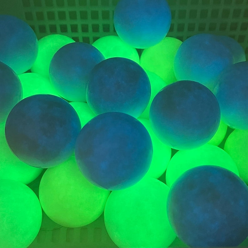 Natural Luminous Ishihara Specimens Of Mineral Crystal Luminous Ball Fluorescente