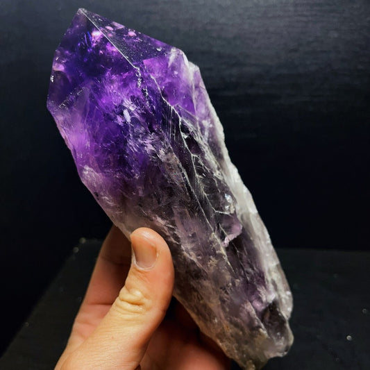 1005G Natural Amethyst Tower Crystal Stone Healing