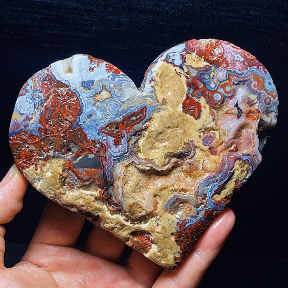 587G Natural Mexican agate heart-shaped Crystal Stone Healing