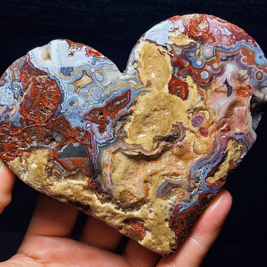 587G Natural Mexican agate heart-shaped Crystal Stone Healing