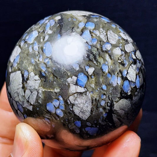 457G Natural Polished Sodalite Sphere Ball Crystal ball Healing