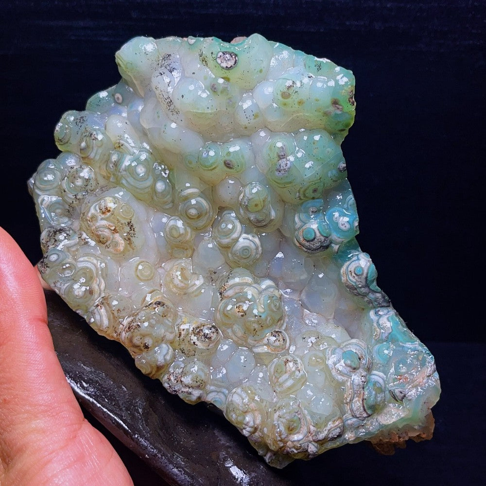 656G Natural China's Gobi Desert Agate Eyes Crystal Healing
