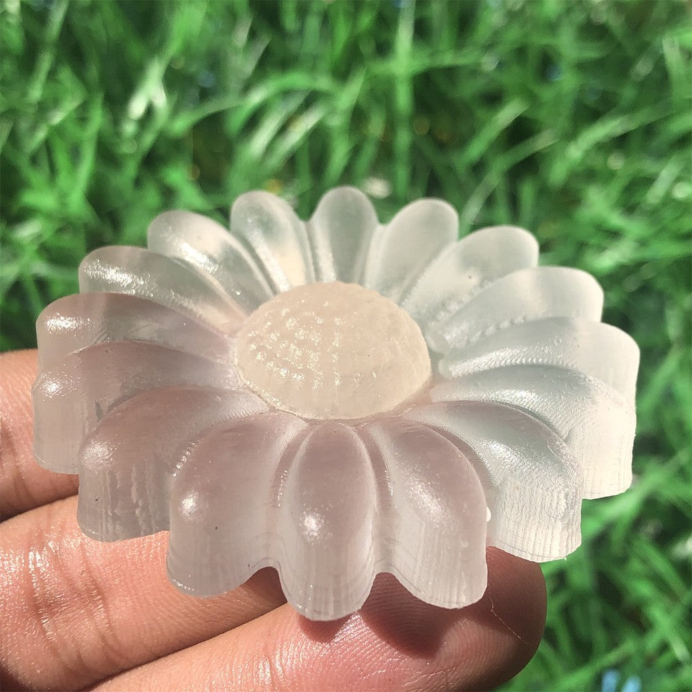 Natural Selenite Quartz Carved Flower Crystal healing Gem Gif Random 1PC