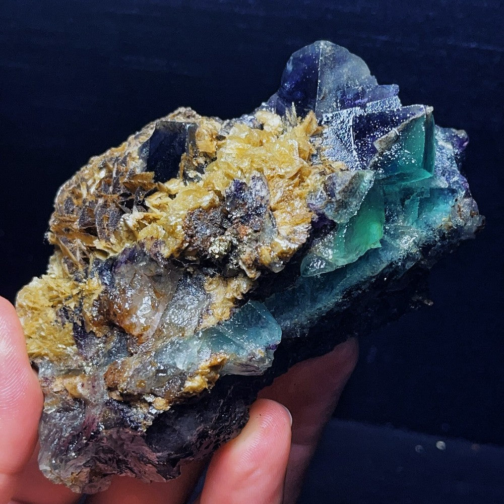 Extremely Top Phantom Cubic Fluorite Copper ore symbiotic crystals Specimen