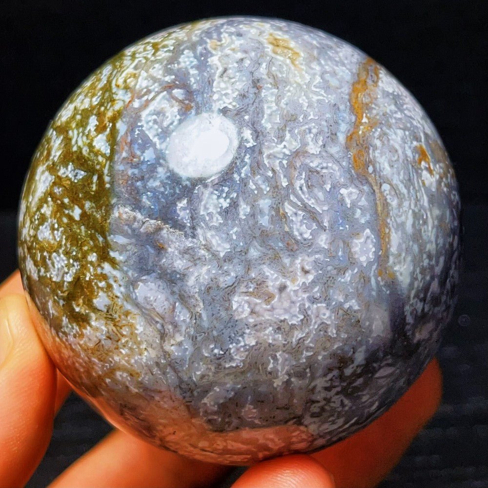 440G Natural Polished Moss Agate Sphere Agate Crystal Ball Healing
