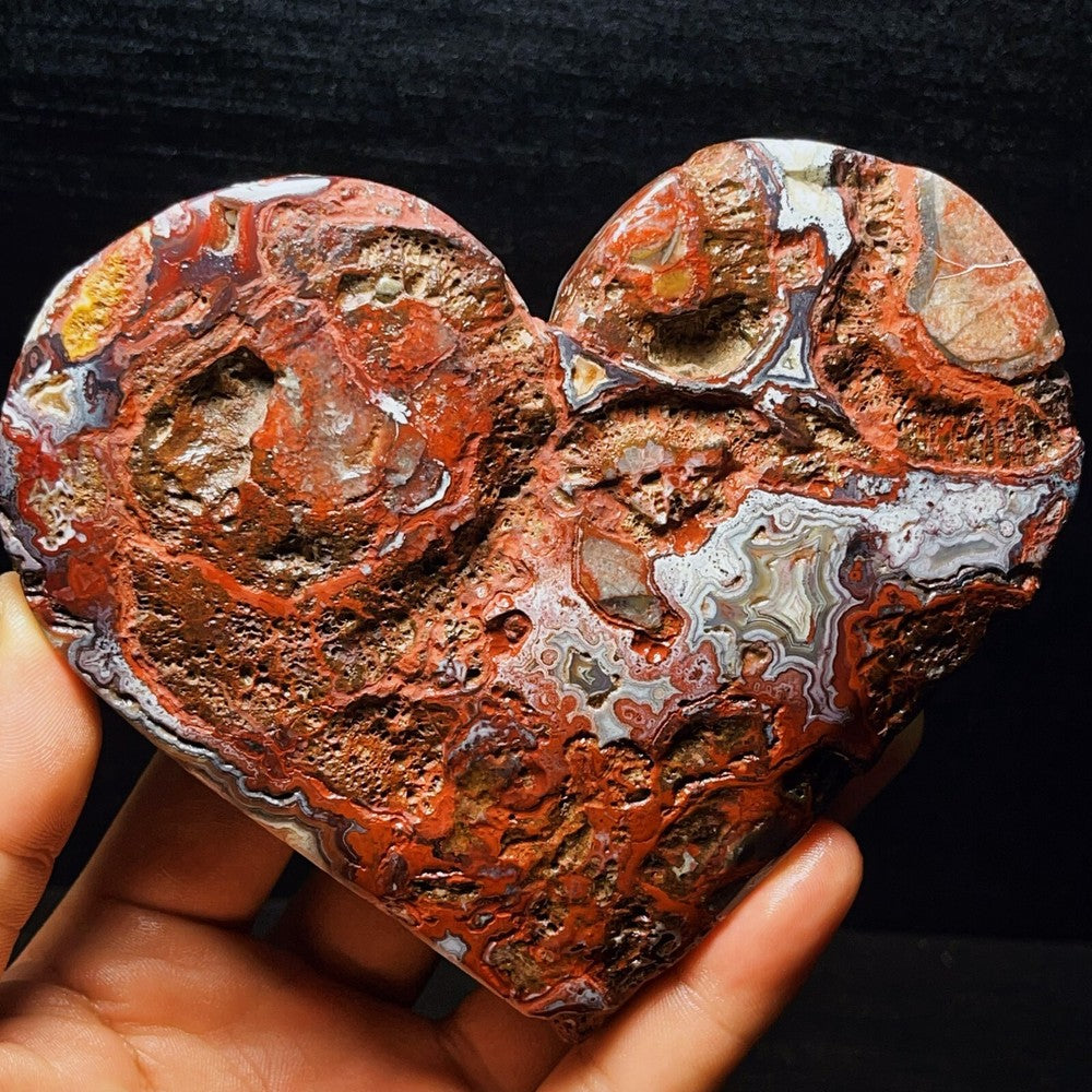 587G Natural Mexican agate heart-shaped Crystal Stone Healing