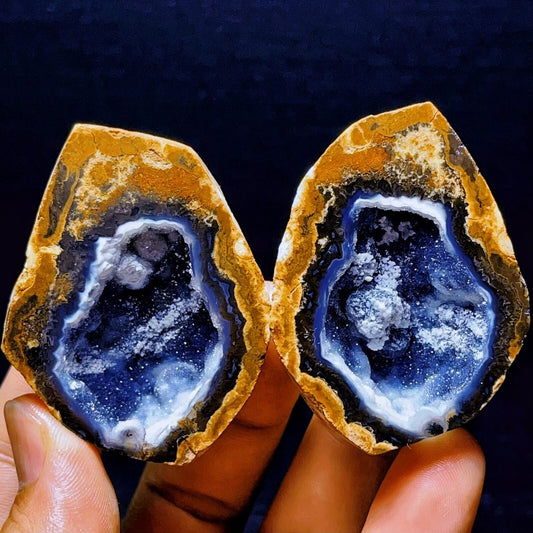 A pair Rare Natural Inner Mongolia Gobi Eye Agate Geode Collection