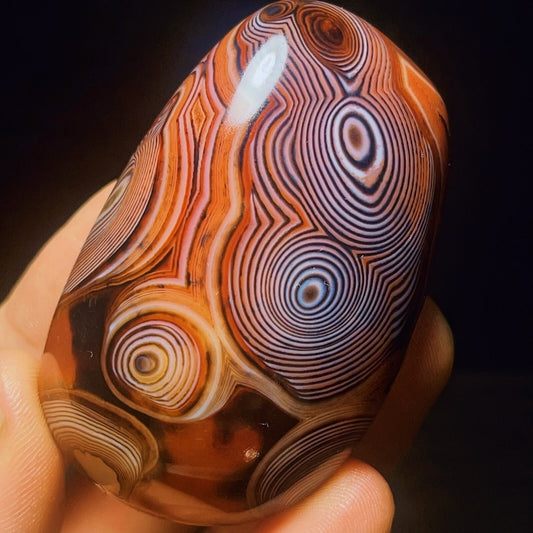 Natural Polished Silk Banded Agate Lace Agate Crystal Madagascar