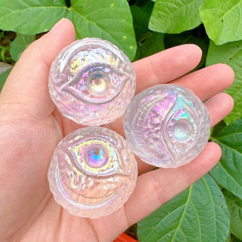 Titanium Rainbow Aura Eyeball Quartz carving,Reiki Heal Clear Melting Stone