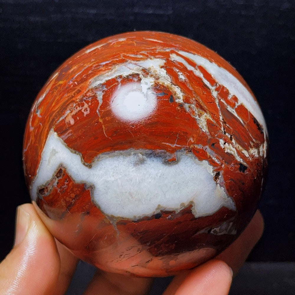 902G Natural Polished Warring States Red Agate Sphere Crystal Healing