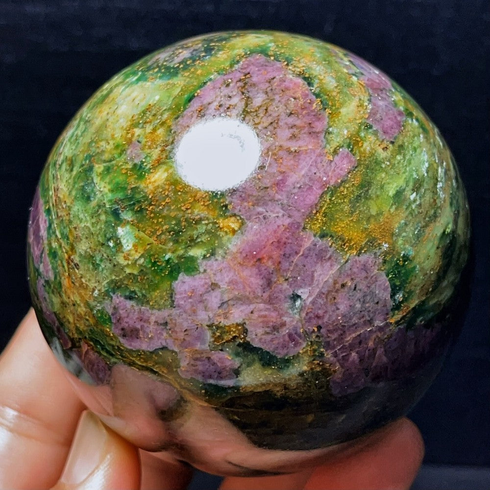 793G Natural Polished Grandmother Green Ruby Crystal Ball Healing