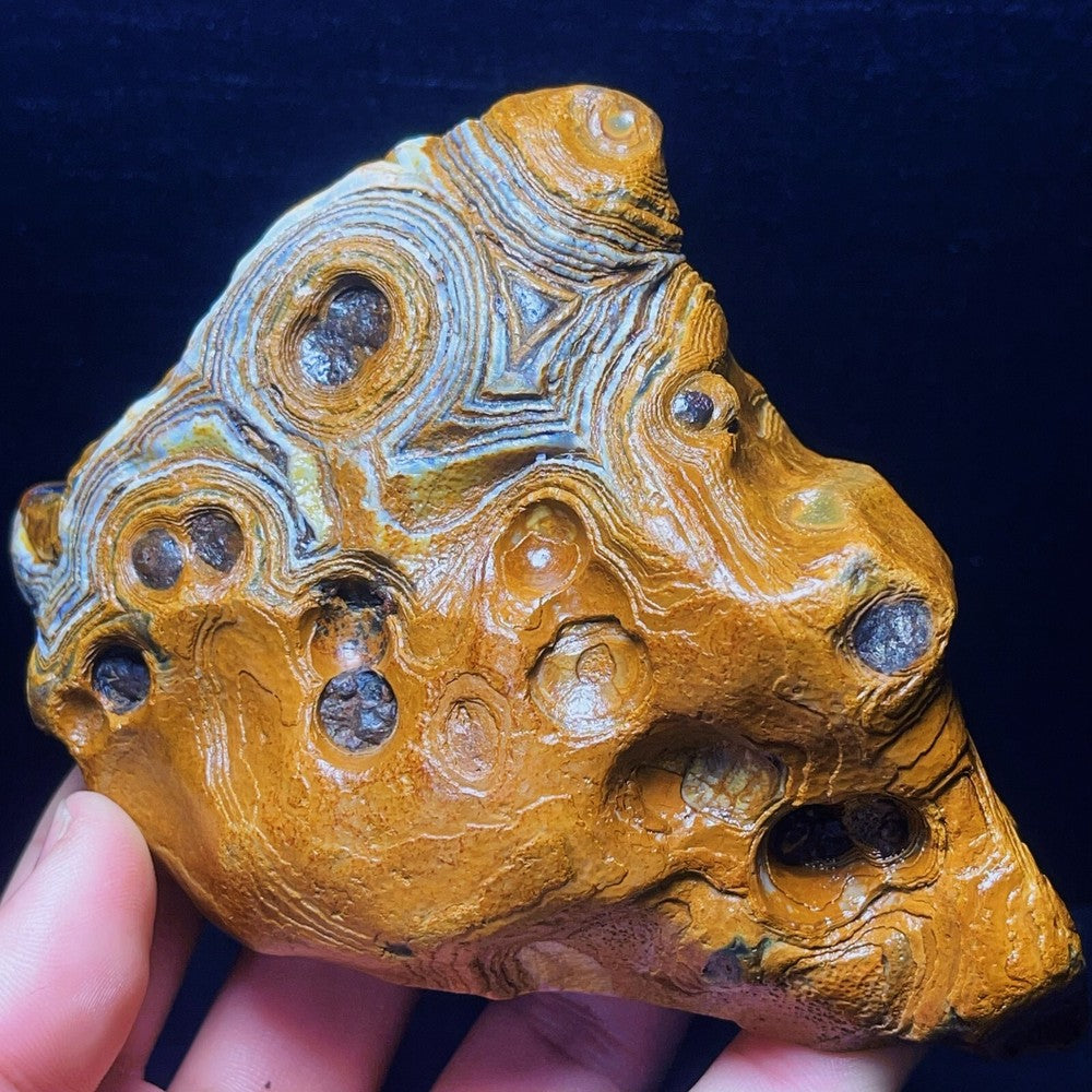 698G Natural China's Gobi Desert Gobi Agate Eyes Agate Crystal Healing