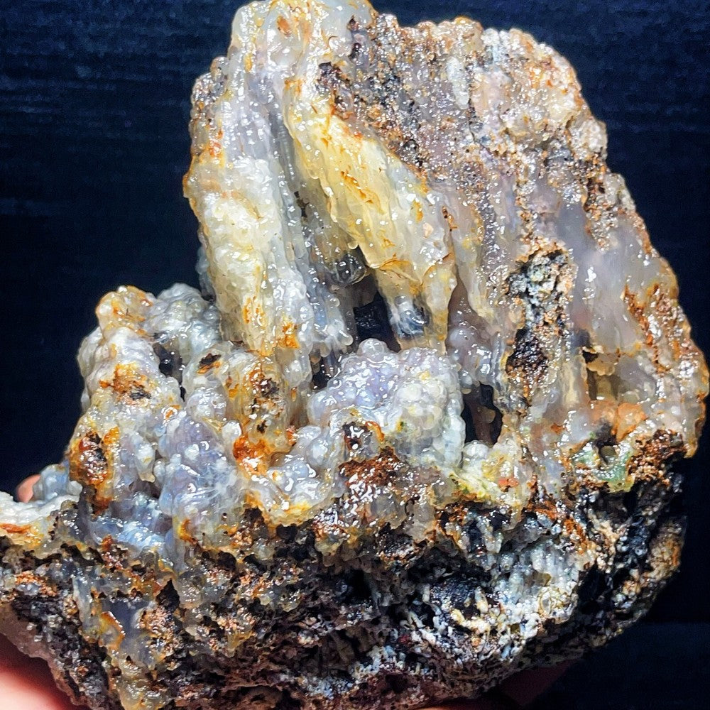 1679G Natural China's Gobi Desert Gobi Agate Eyes Agate Crystal Healing