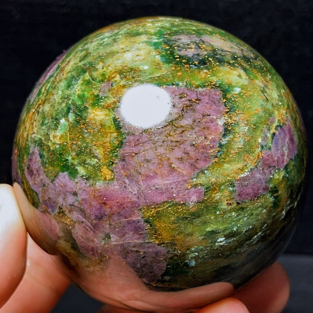 793G Natural Polished Grandmother Green Ruby Crystal Ball Healing