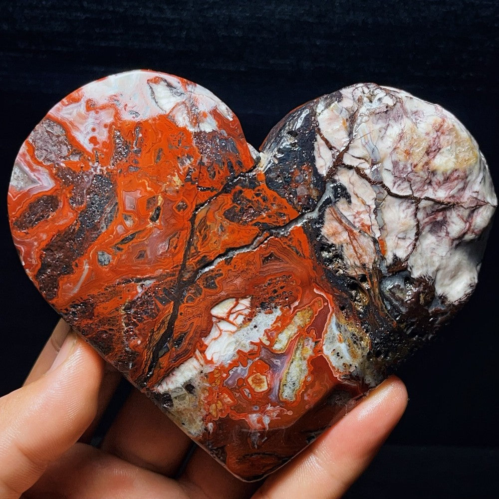 504G Natural Mexican agate heart-shaped Crystal Stone Healing