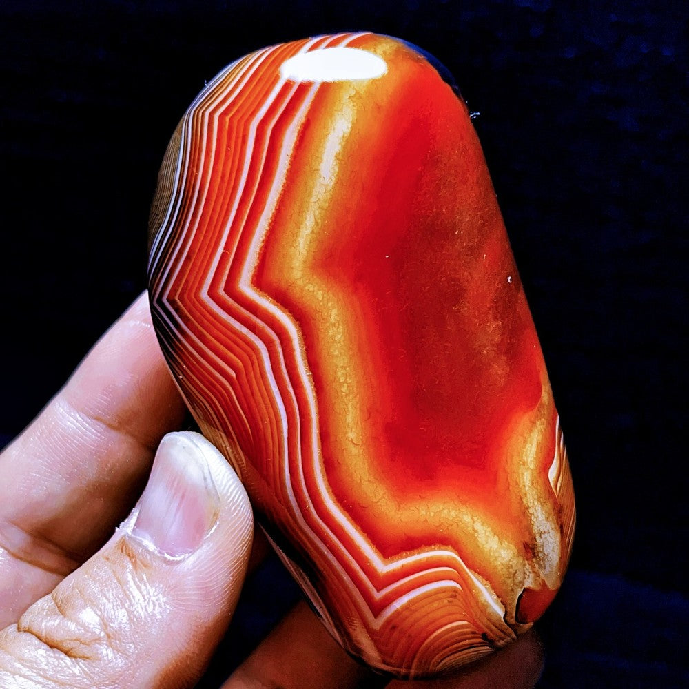 Agate dentelle naturelle polie à bandes de soie, cristal de Madagascar, 259 g 