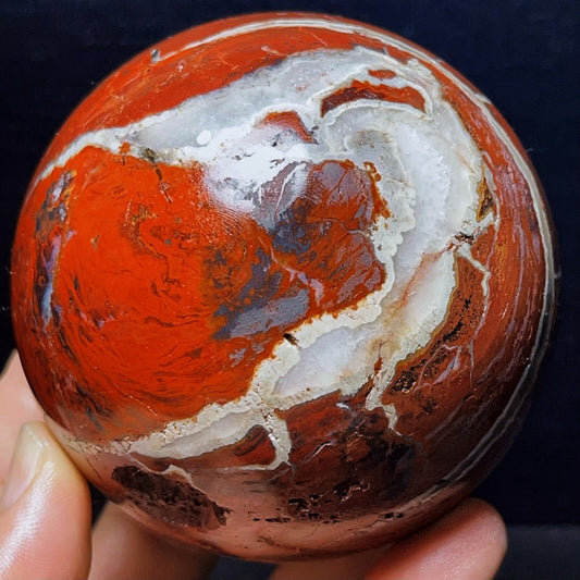 902G Natural Polished Warring States Red Agate Sphere Crystal Healing