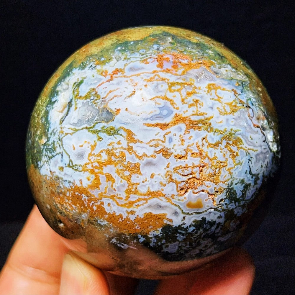497G Natural Polished Moss Agate Sphere Agate Crystal Ball Healing