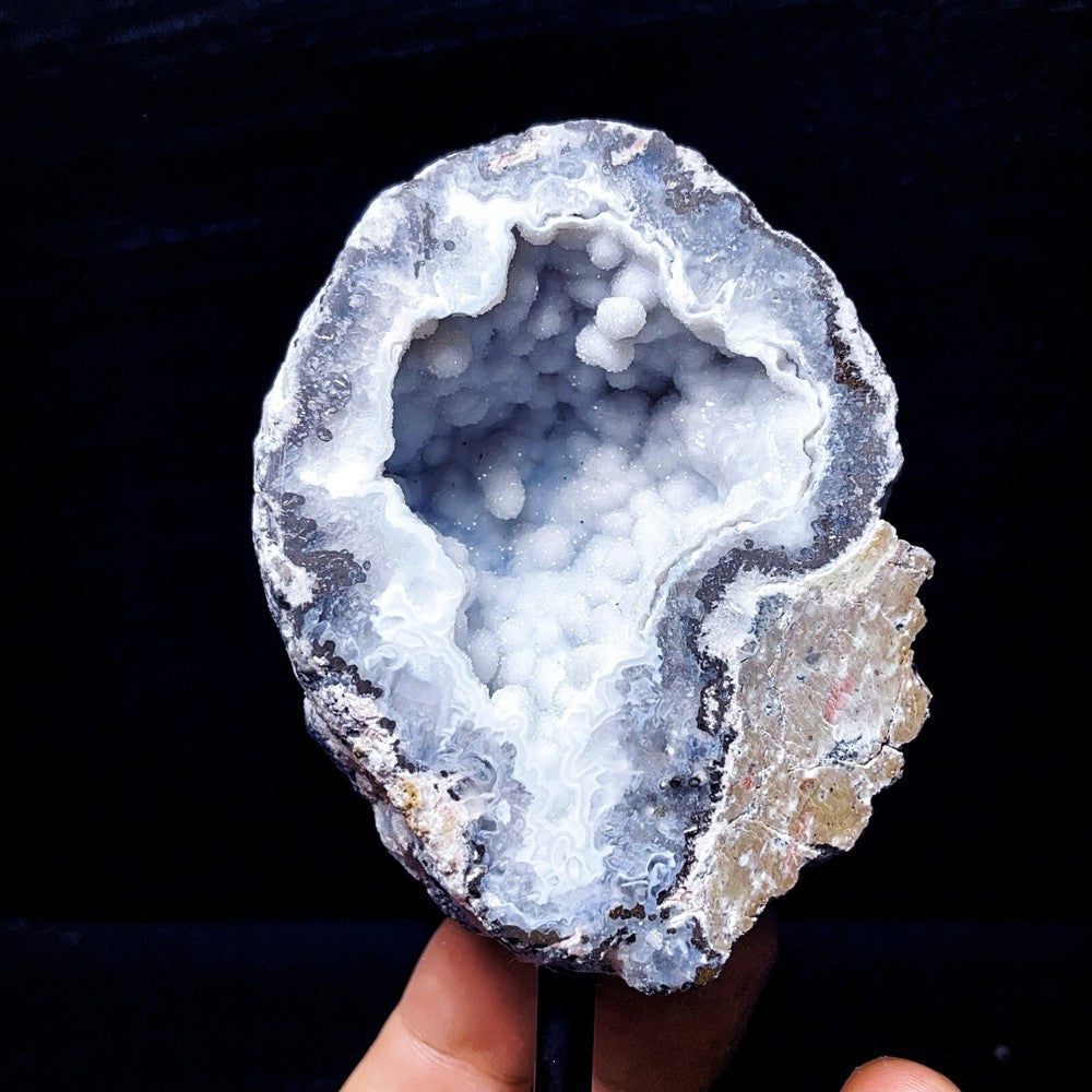 351G China Natural Inner Mongolia Gobi Eye Agate Geode Collection